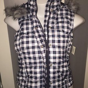 Aeropostale size small plaid vest